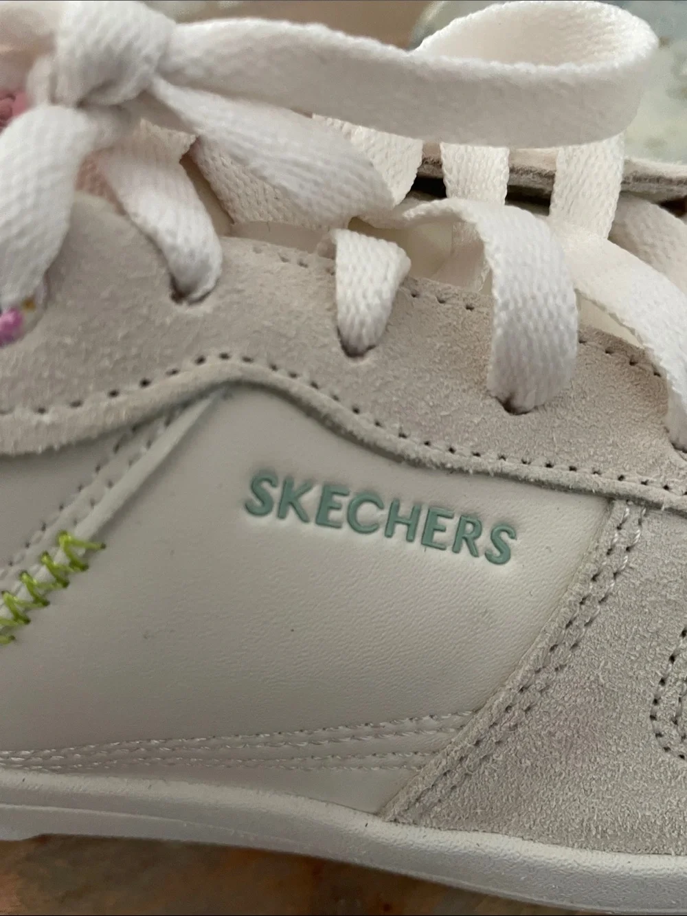Skechers Women's Cream and Pink Lace-Up Sneakers New